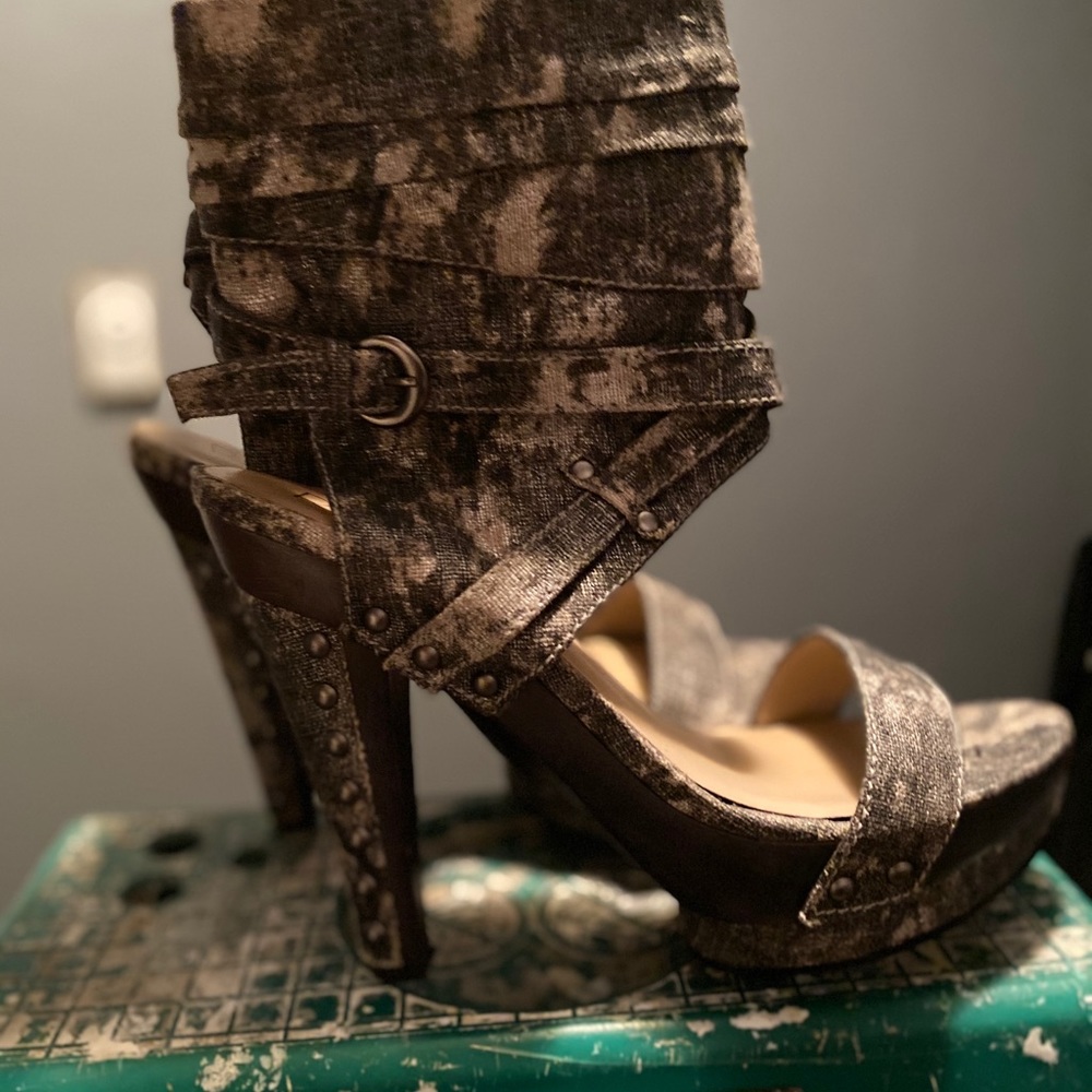 Women’s high heels by Rachel Roy